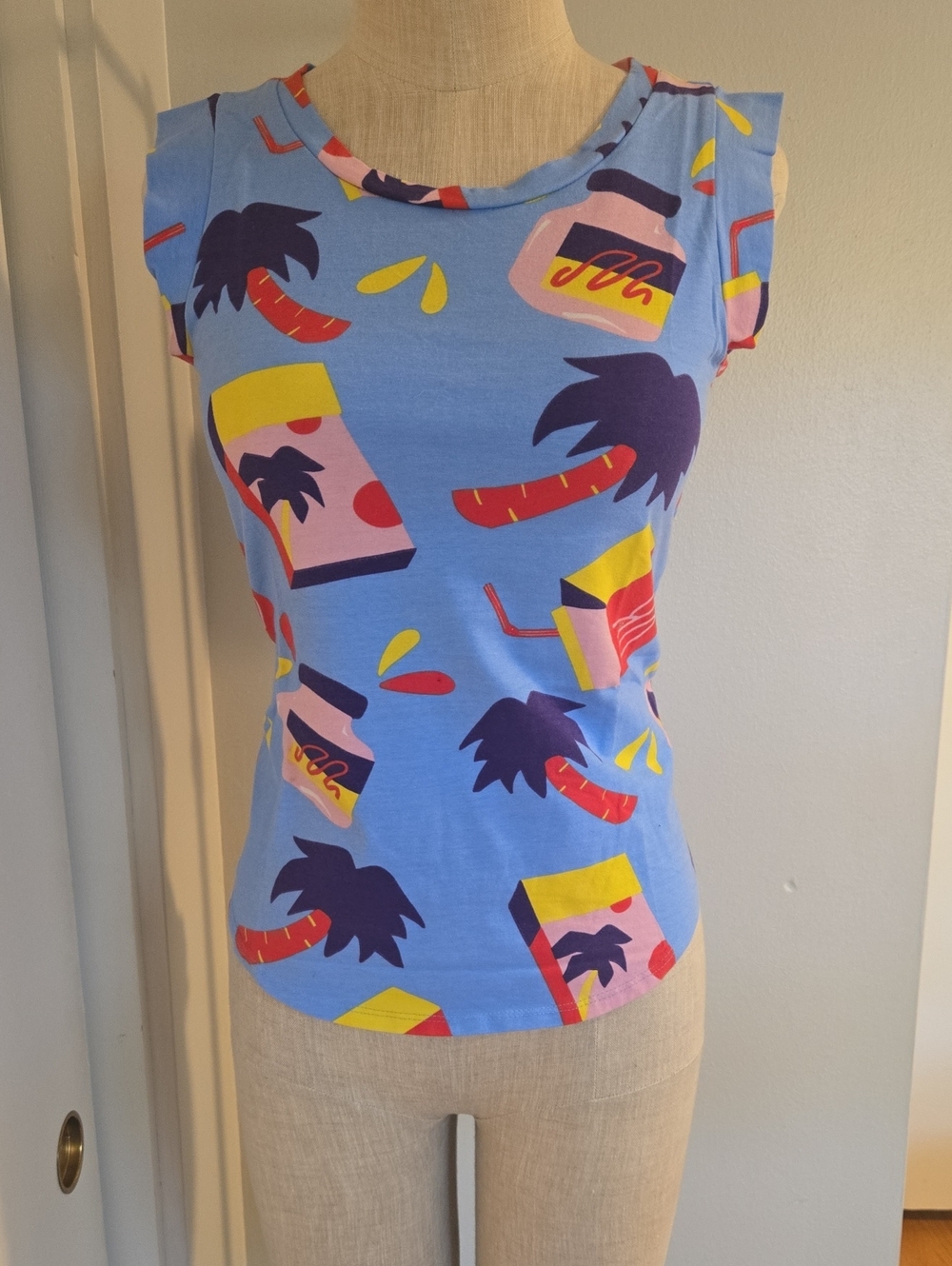 Sleeveless Blue Tropical Print Women’s Top